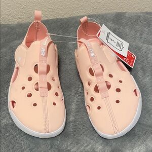 Nike Kids Peach Water Shoes